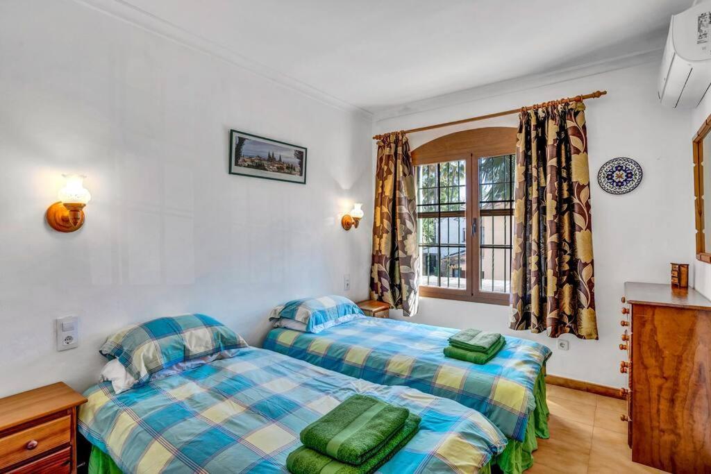 Вілла La Isla Casa Barnaby Platja de Larenal Екстер'єр фото